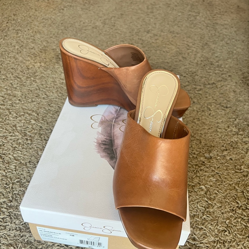 Jessica Simpson Brown Leather Wedges